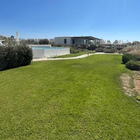 Сasa de vacaciones Salt, Luxurious Beachfront Retreat In Mikri Vigla, Naxos Mikri Vigla