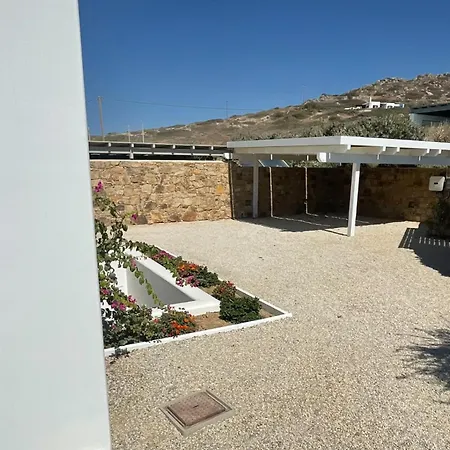Сasa de vacaciones Salt, Luxurious Beachfront Retreat In Mikri Vigla, Naxos